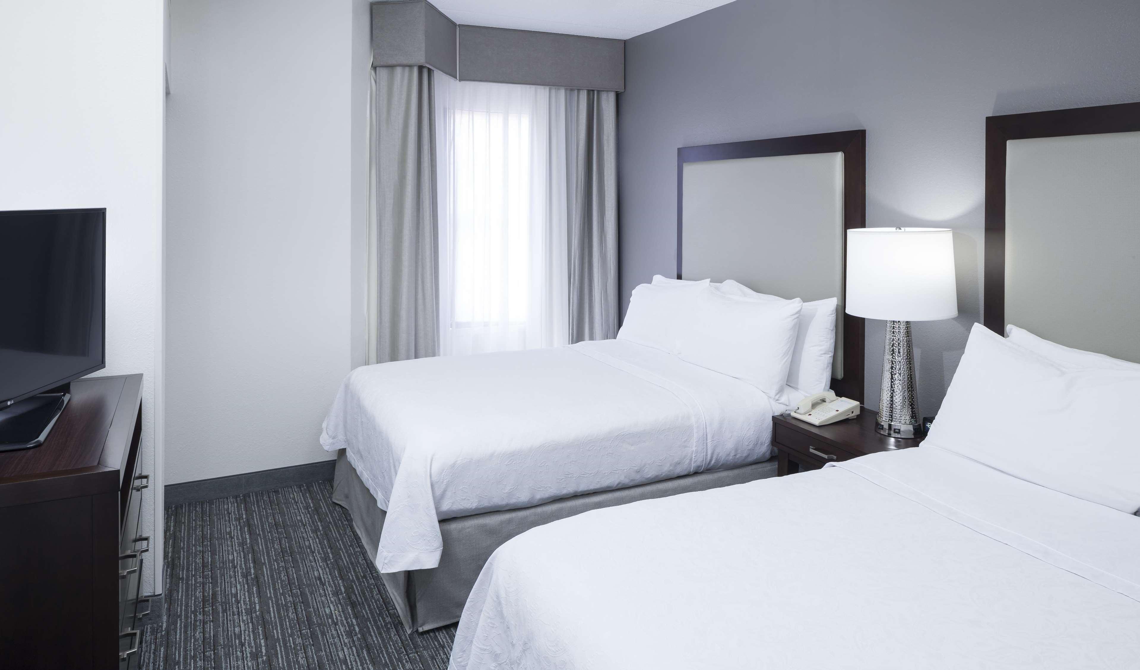 SUITE, 2 DOUBLE BEDS, ACCESSIBLE