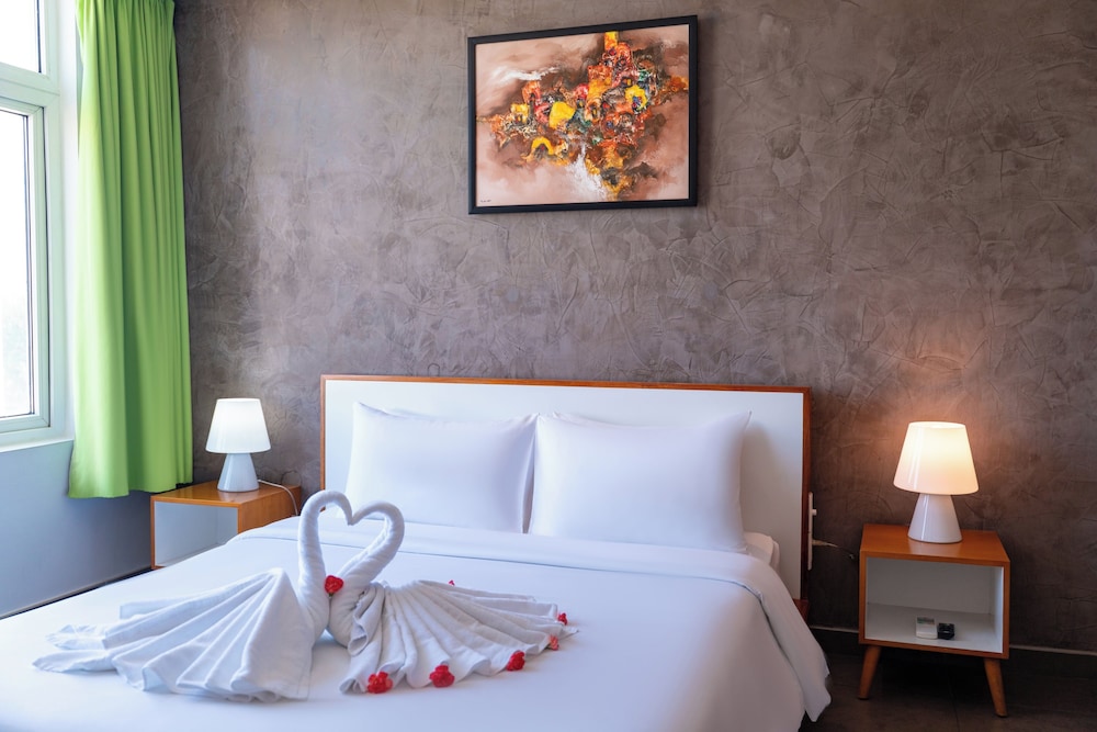 غرفة سوبيريور بسرير مزدوج بإطلالة على المدينة، G8 Center Hotel Saigon 6/10