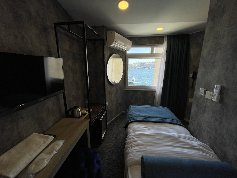 Weingart Seaside Hotel 31/52