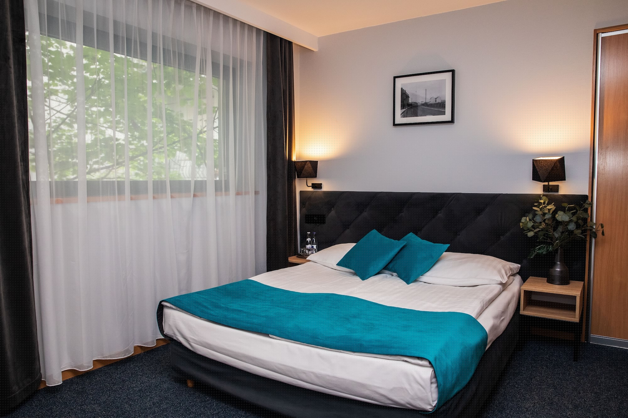 STANDARD, DOUBLE BED