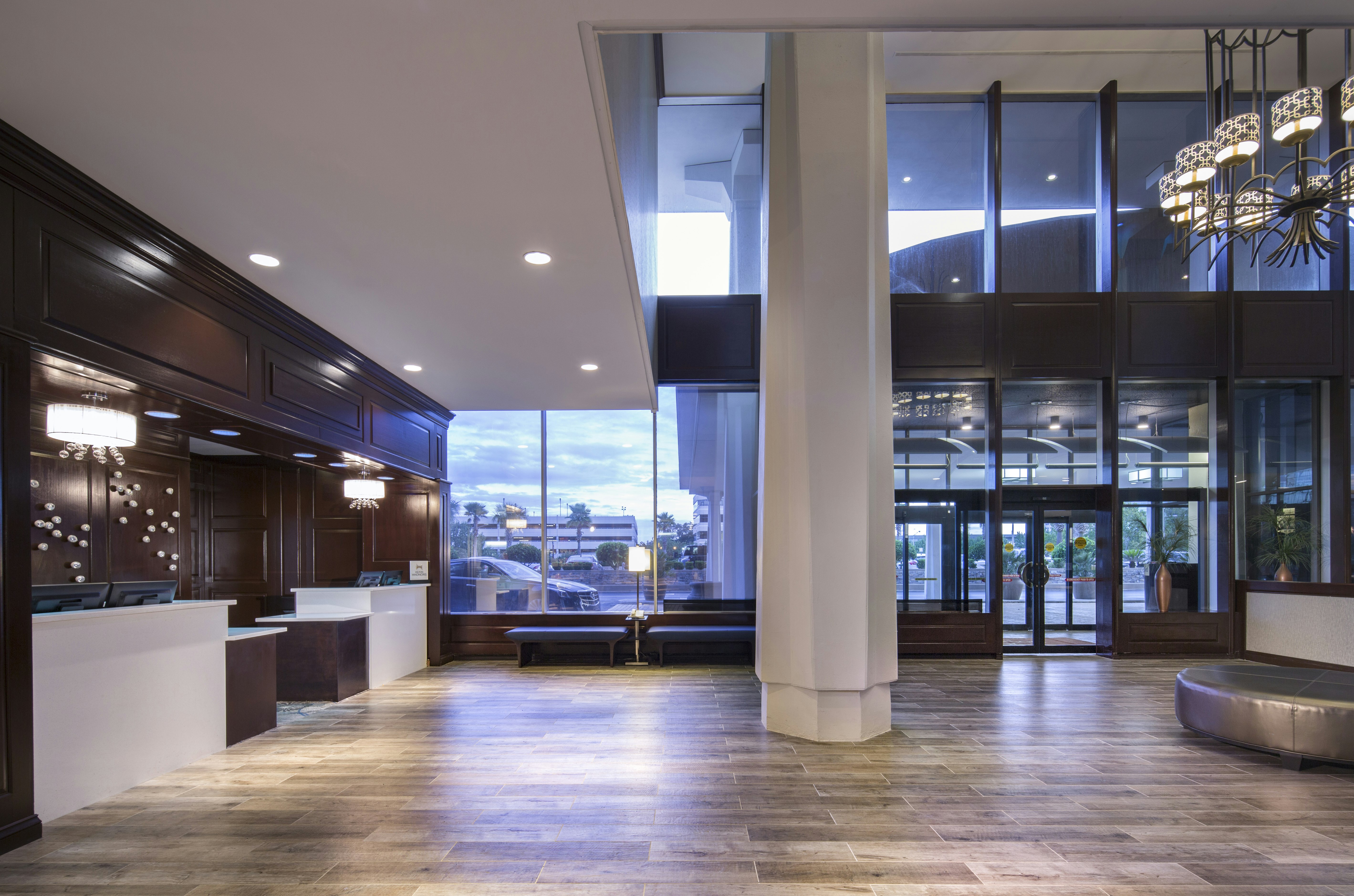 Doubletree By Hilton Hotel Jacksonville Riverfront 11/35