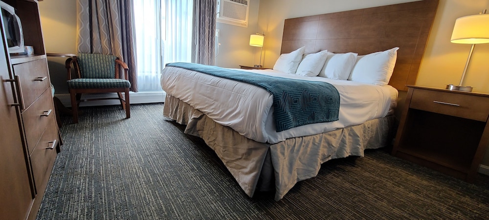 Hampton Village Resort 29/54