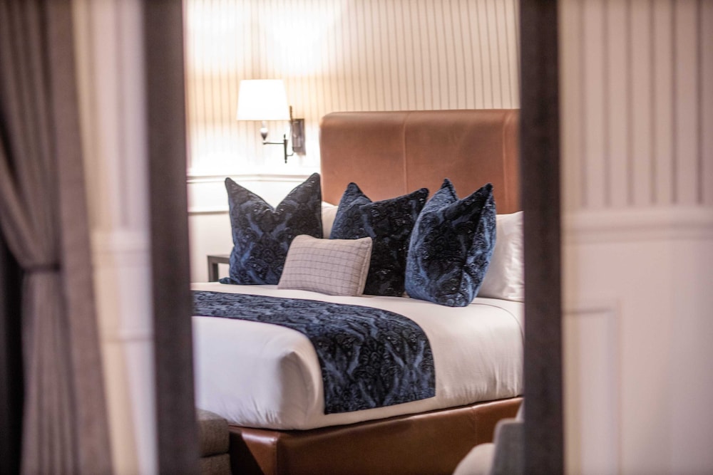 The Belfry House - Adults Only 12/30