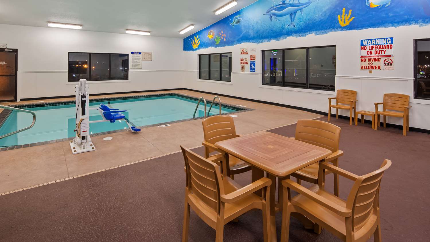 Ramada by Wyndham Cedar Rapids South 19/26