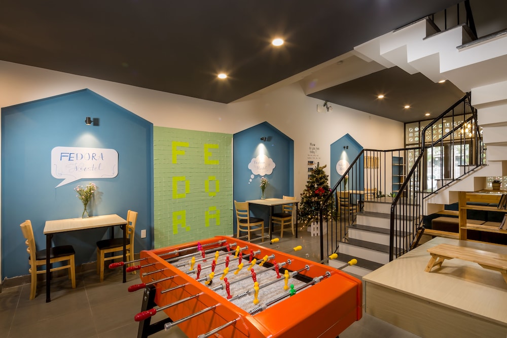 Fedora Hostel 28/35
