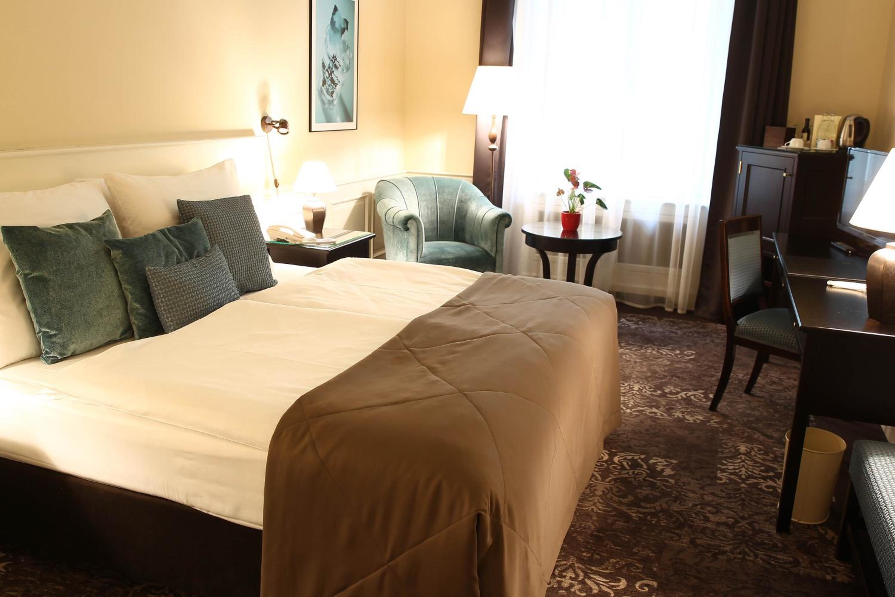 rooms