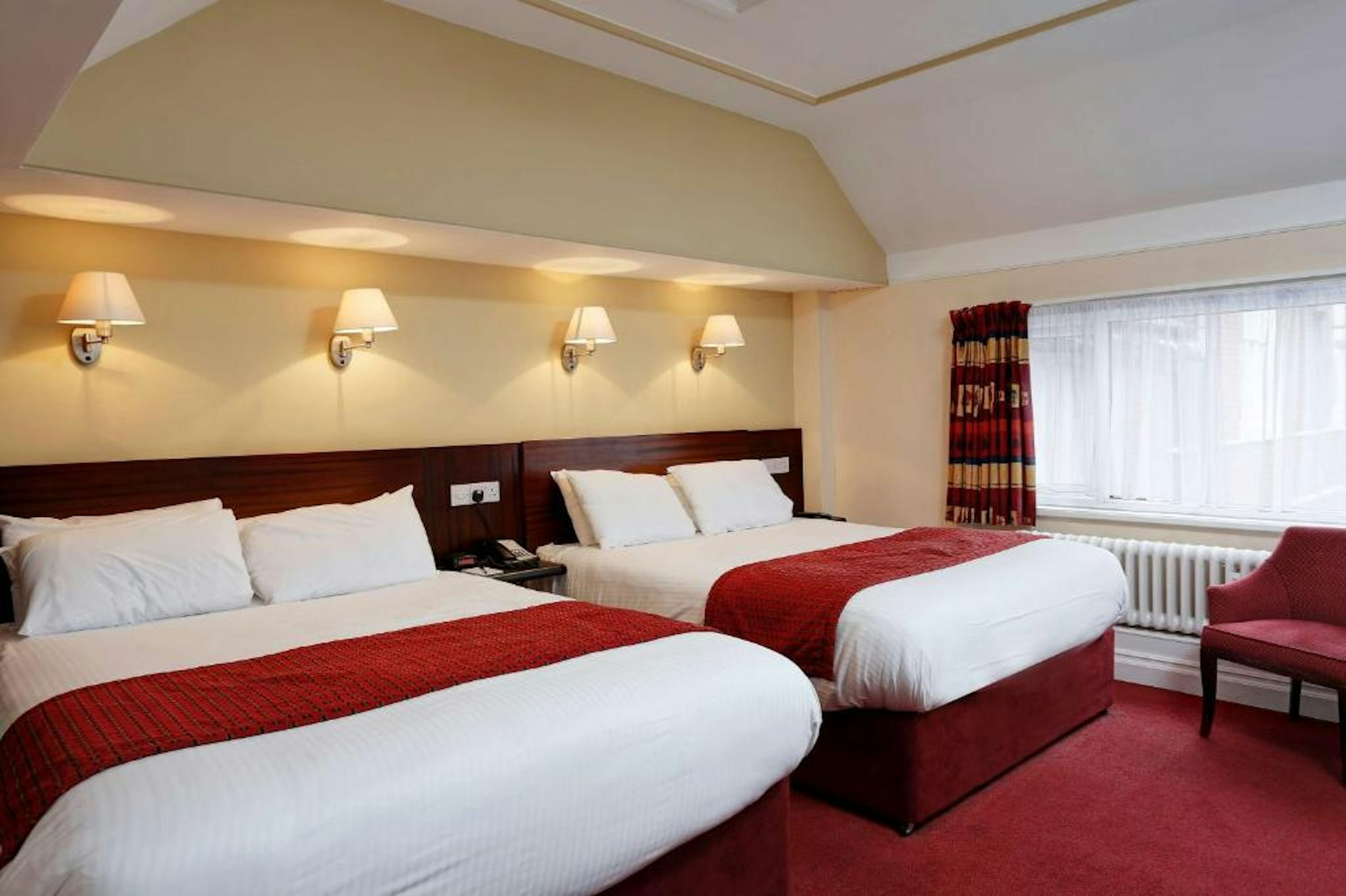Belvilla Crewe Arms Hotel 6/50
