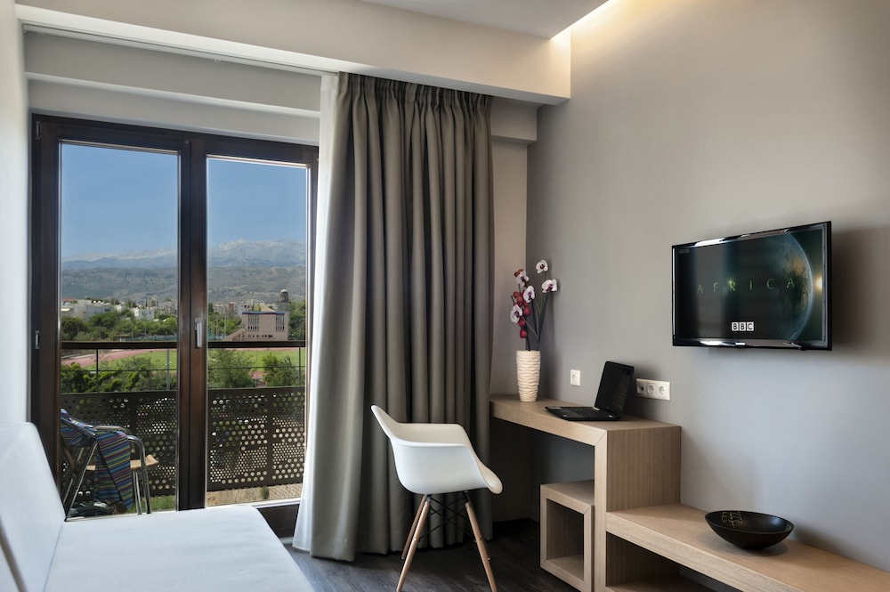 Kriti Hotel 36/46