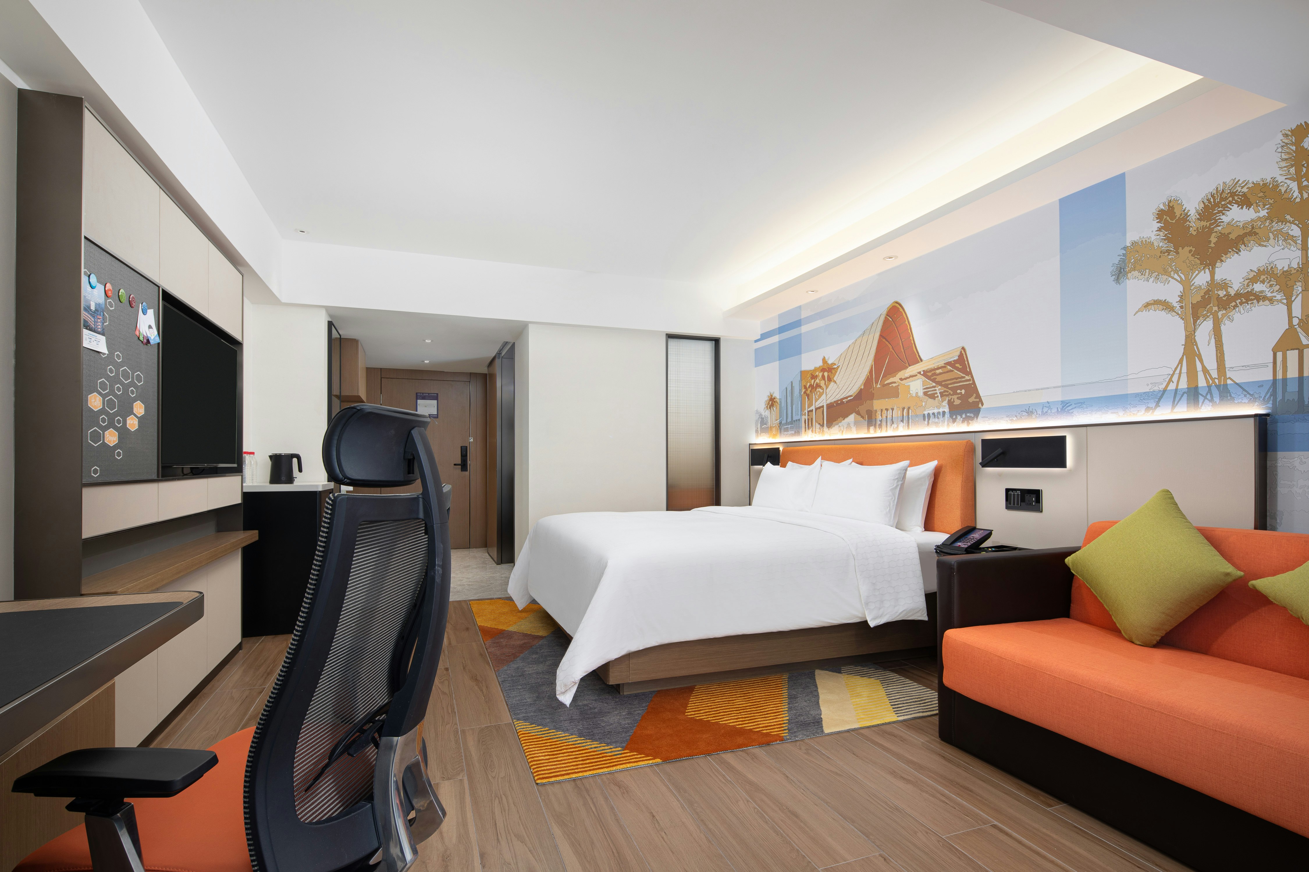 Hampton by Hilton Haikou East Railway Station 15/40