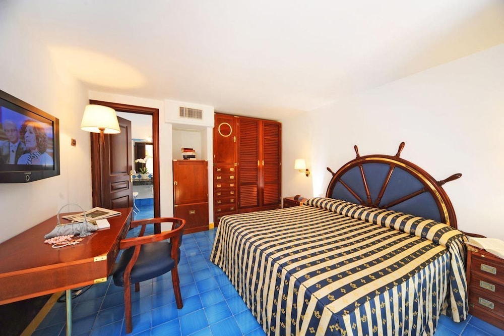 Albergo San Montano 15/54