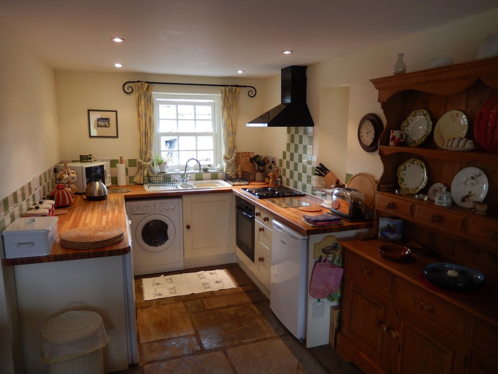 Alltybrain Farm Cottages 28/50