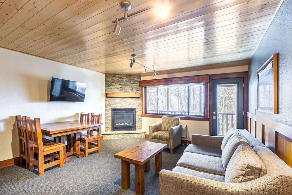 Eagle Ridge Resort 23/44