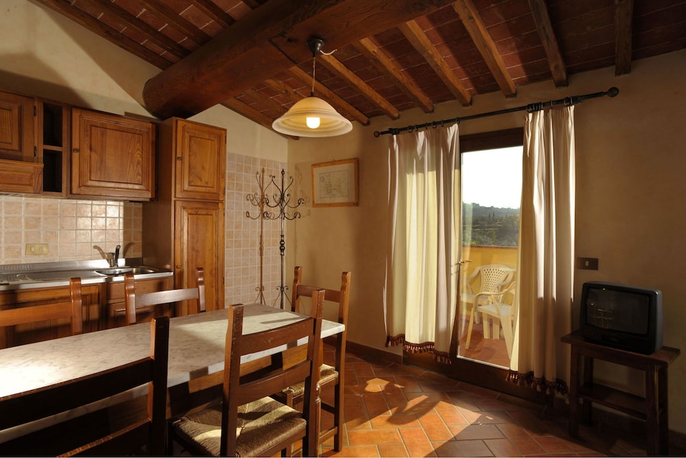 Fattoria Degli Usignoli 37/56