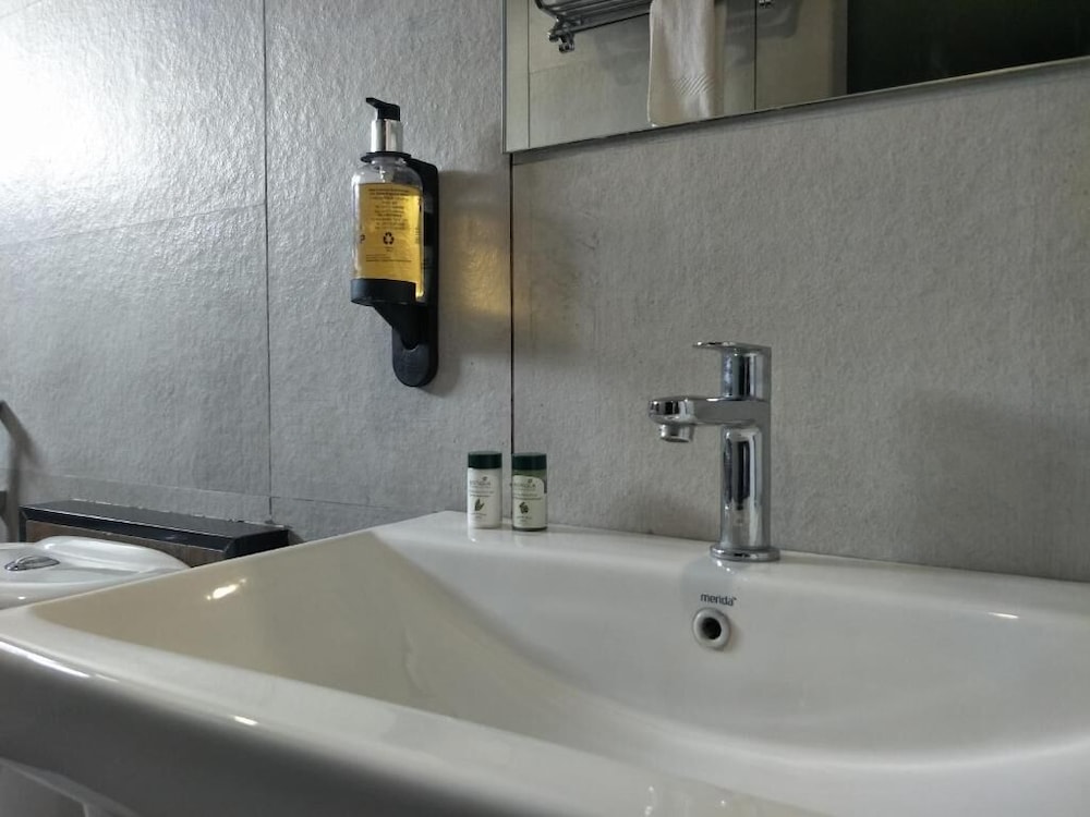 Kyriad Hotel Solapur by OTHPL 33/36
