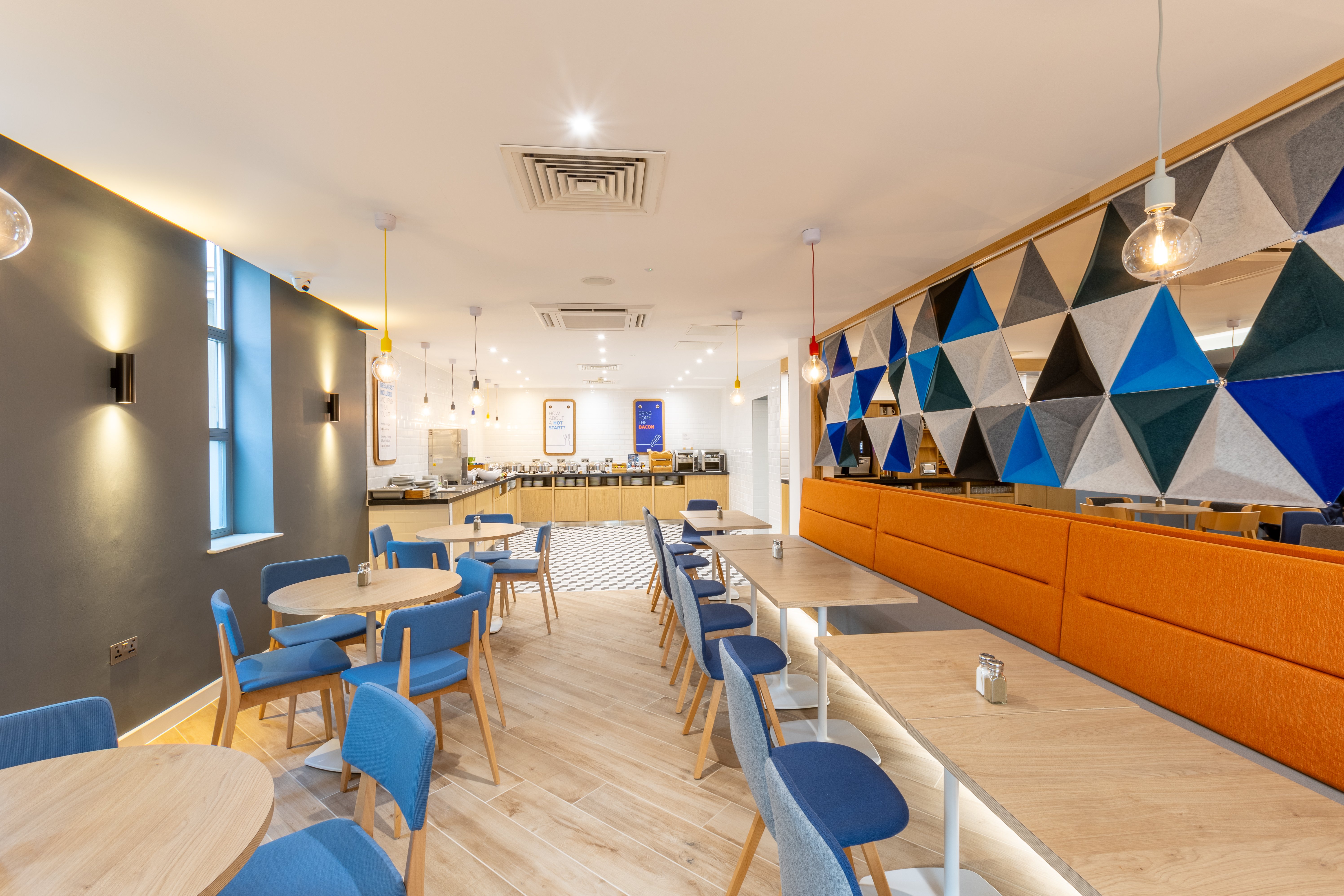 Holiday Inn Express London Croydon 36/50
