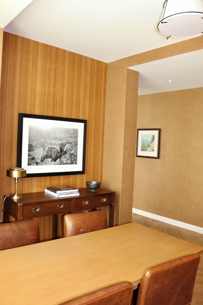 The Benson Hotel and Faculty Club 11/61