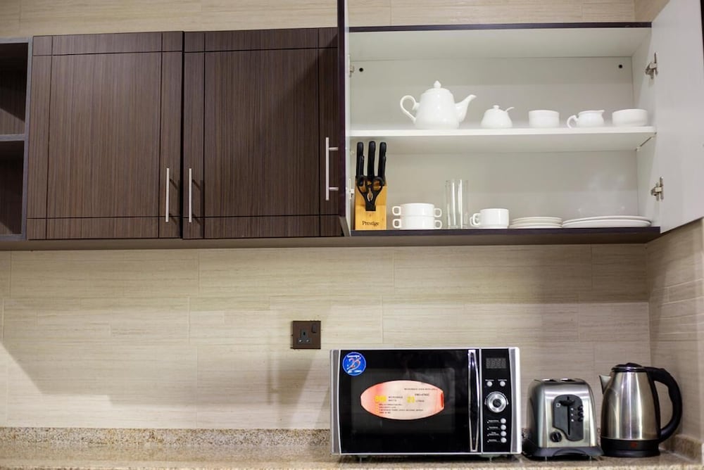 Better Living Hotel Apartments 3/29