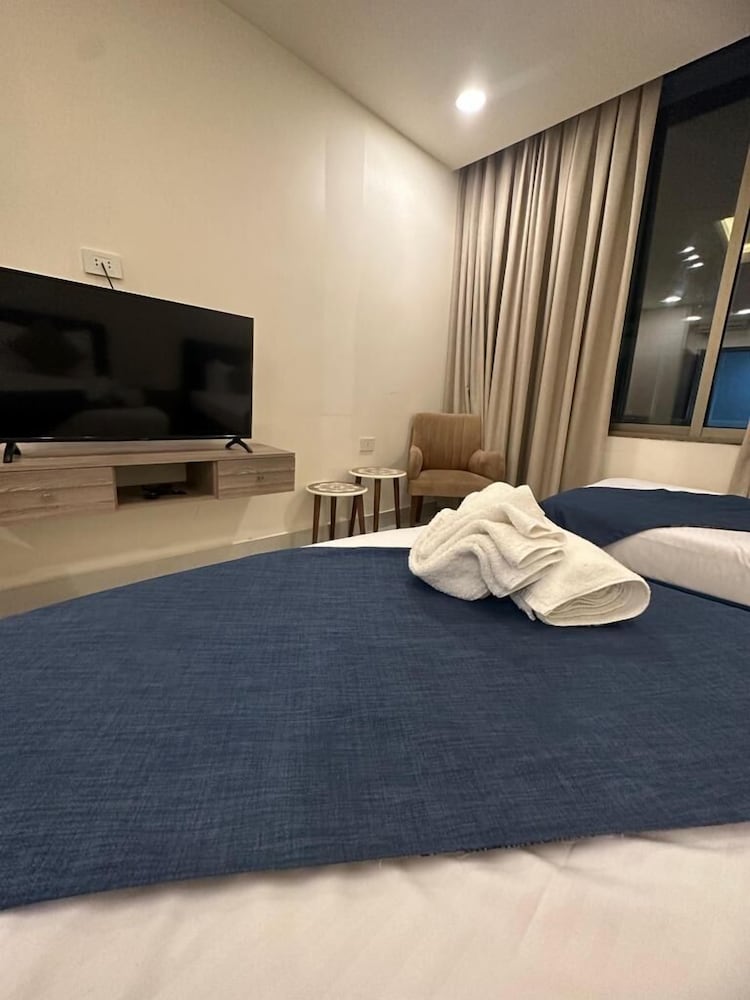Orient Prince Hotel 24/55