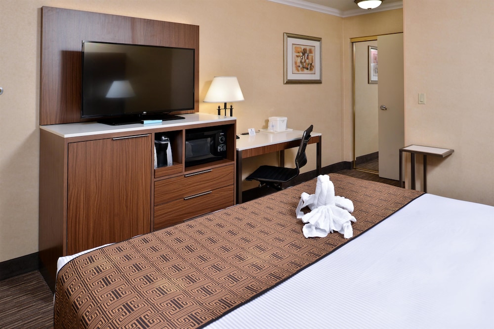 Best Western Hollywood Plaza Inn - Hollywood Walk of Fame Hotel-LA 15/37