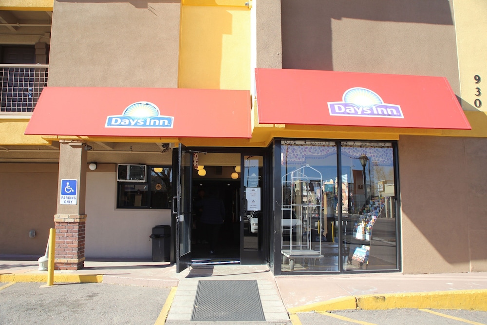 Days Inn by Wyndham Denver Downtown 3/29