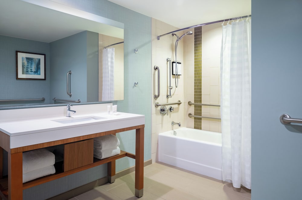 Hyatt Place Boca Raton Downtown 61/62