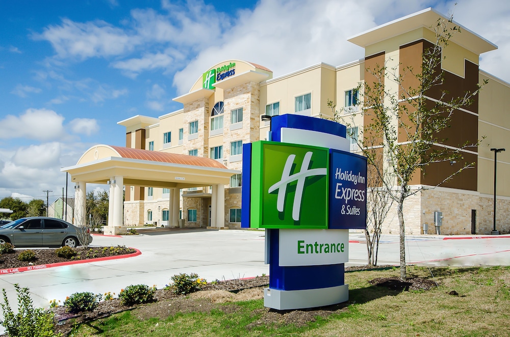 Holiday Inn Express Suites Temple Medical Center Area 2/40