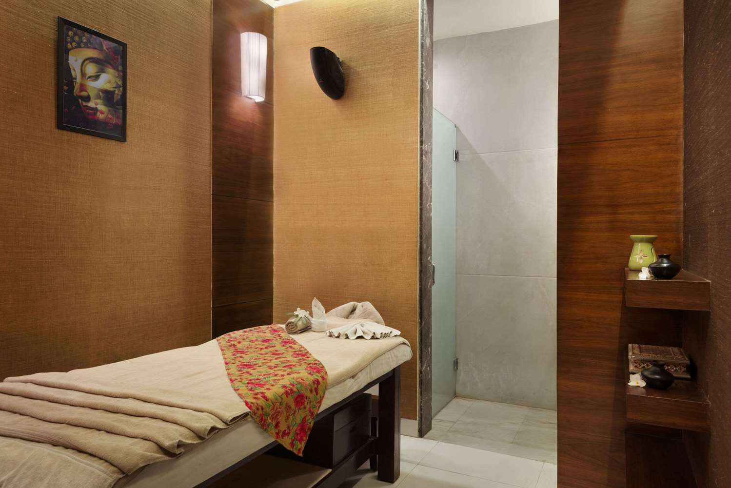 Ramada by Wyndham Udaipur Resort and Spa 10/28