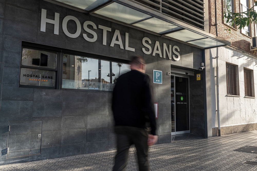 Hostal Sans 39/50
