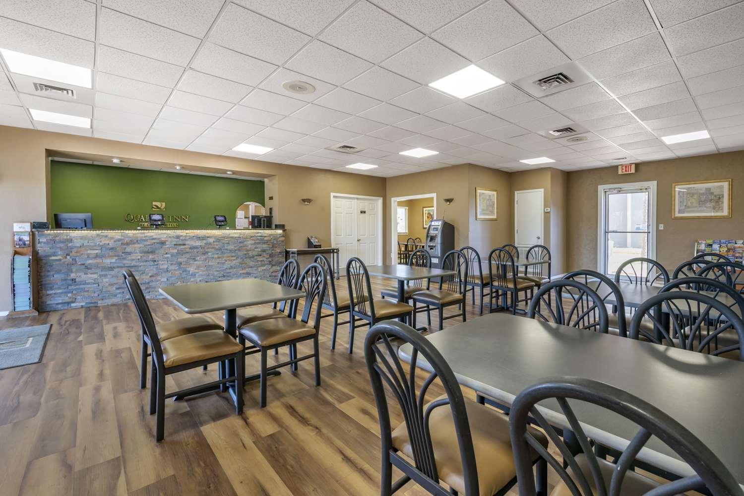 Quality Inn Kennedy Space Center 35/47