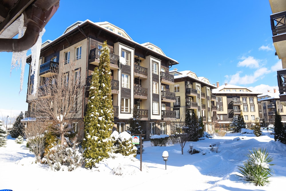 Bojur & Bojurland Apartment Complex 49/50