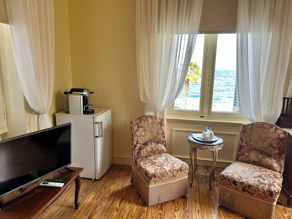 Loriet Hotel 173/191