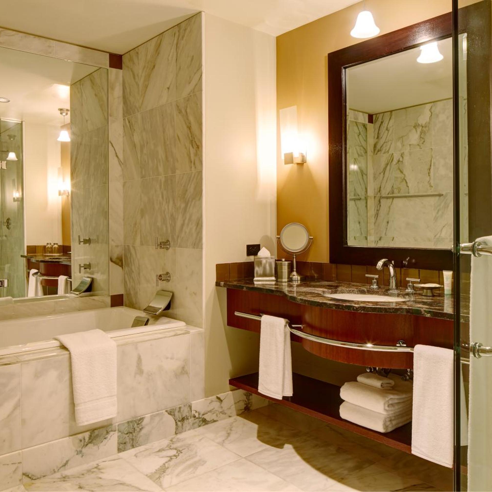 غرفة بسرير مزدوج، Grand Hyatt Seattle 5/5