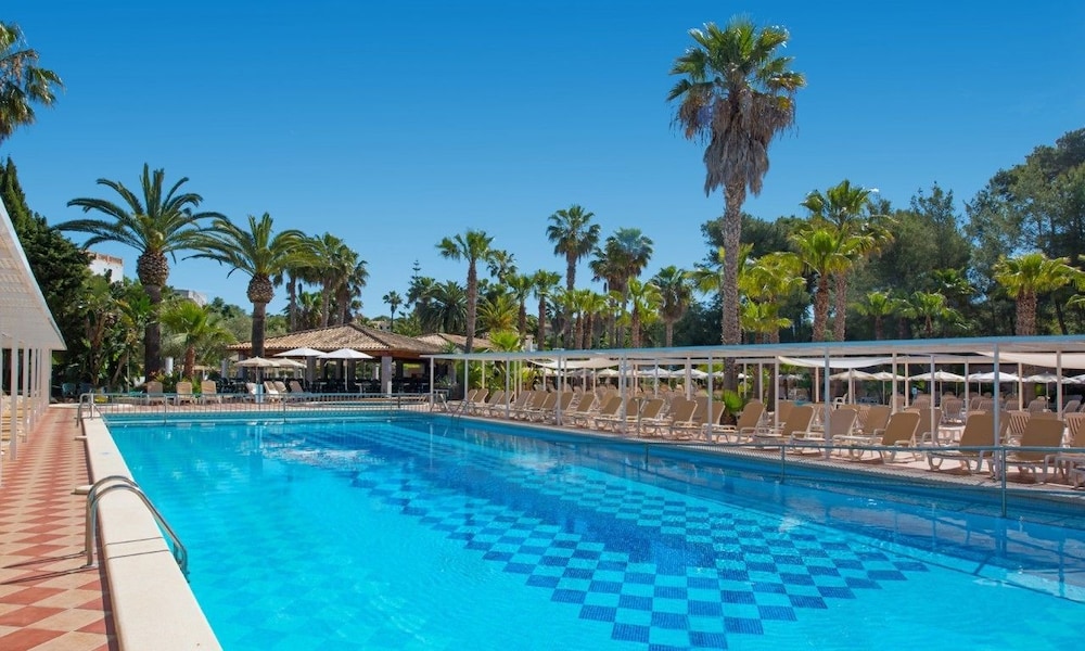 Hotel Cala Romantica 4/65