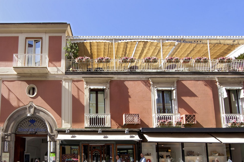 Del Corso 3/42