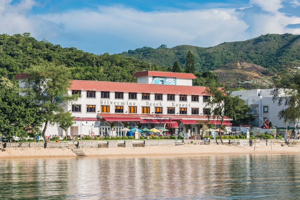 Silvermine Beach Resort 3/68