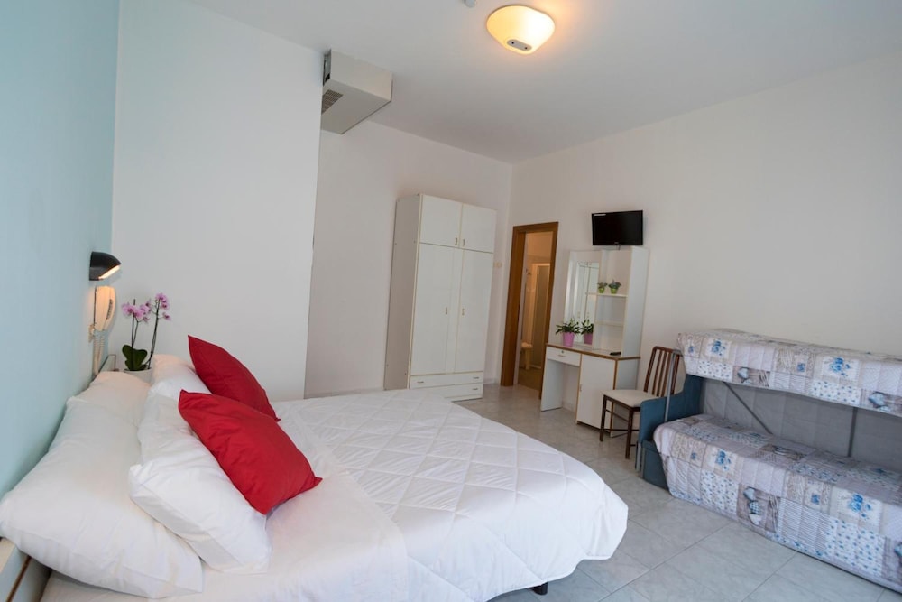 Hotel Giannella 4/32