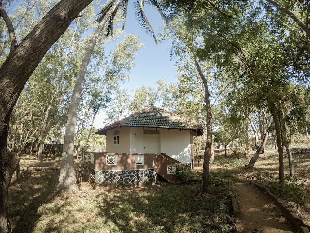 Apsaras Resort Sigiriya 37/45