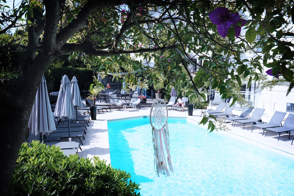 La Villa Cap D Antibes 49/77