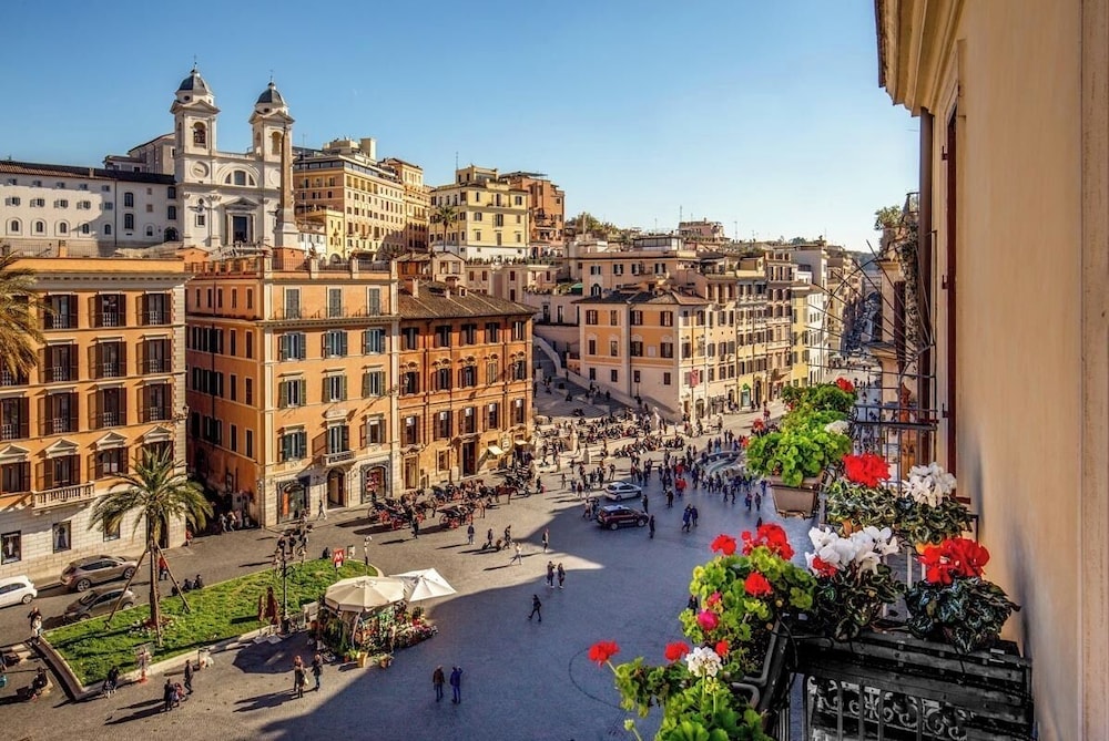 The Inn at the Spanish Steps 13/112