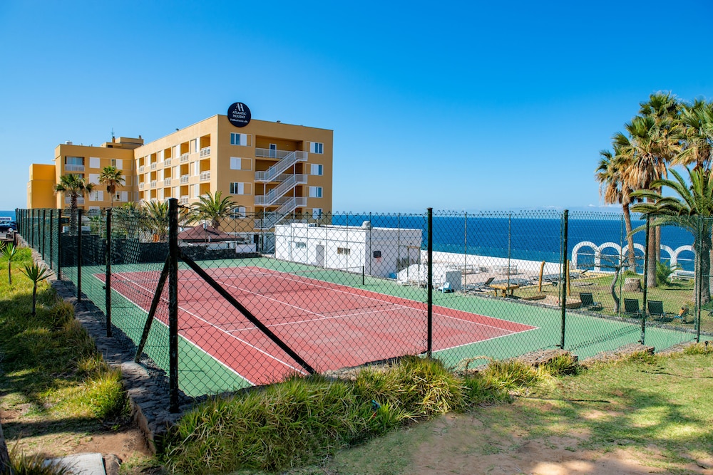 Atlantic Holiday Hotel 48/72