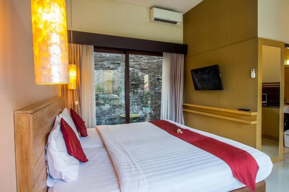 Svarna Suite Seminyak 29/62