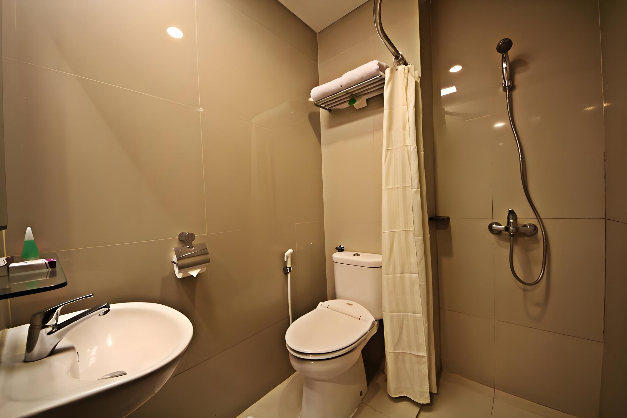 Anggrek Gandasari Hotel 33/34