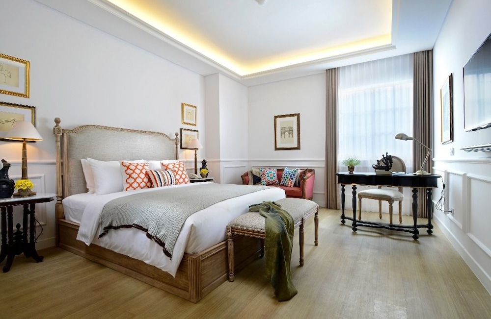 Brava Suites by ZIA Surabaya 10/35