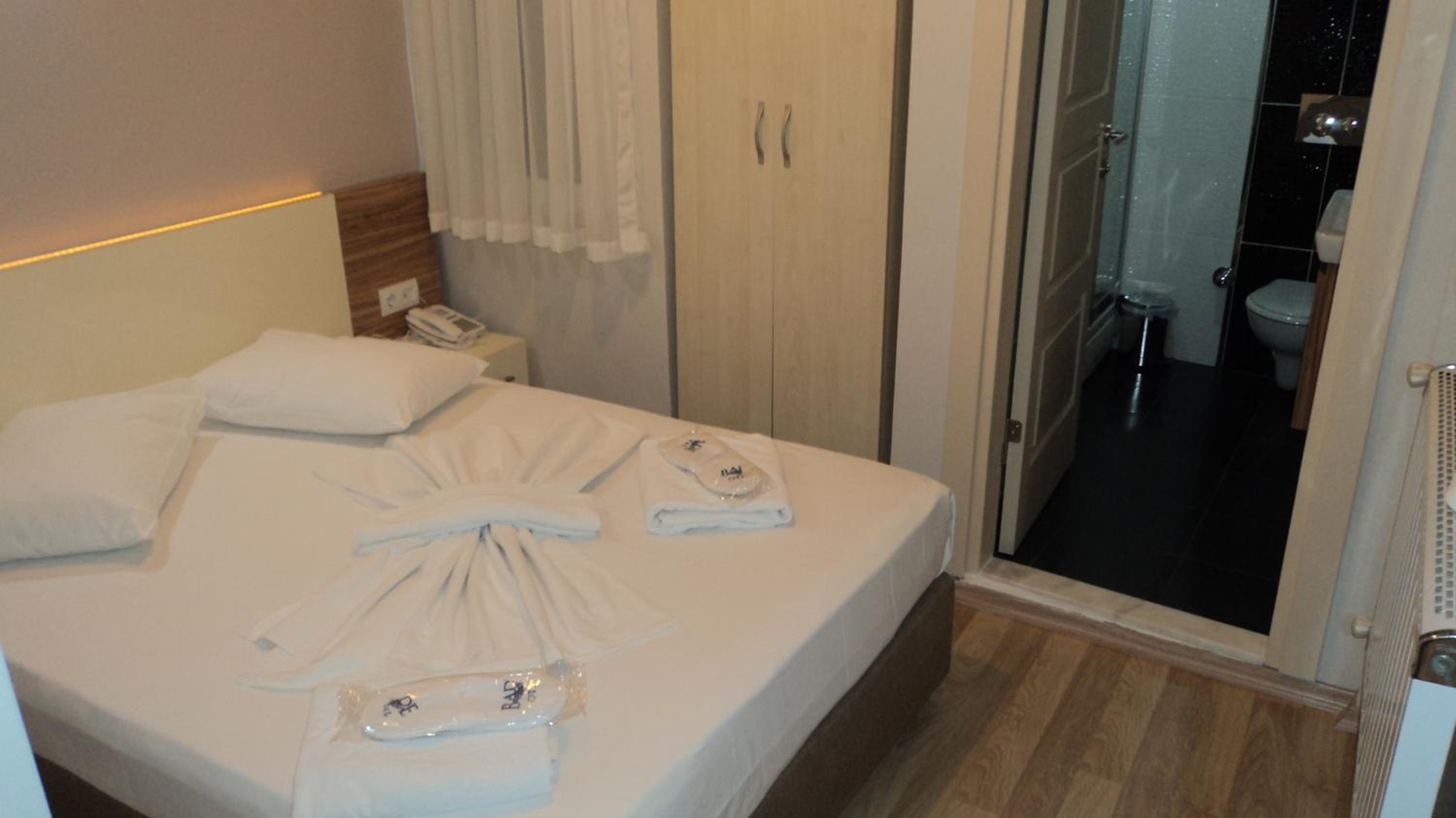 Kadikoy Bade 3 Hotel 15/35