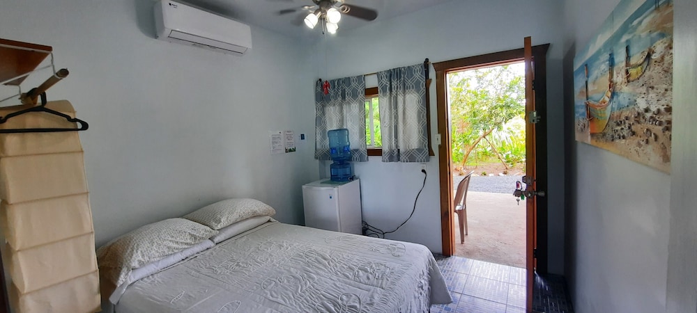 ECONOMY, SINGLE, DOUBLE BED