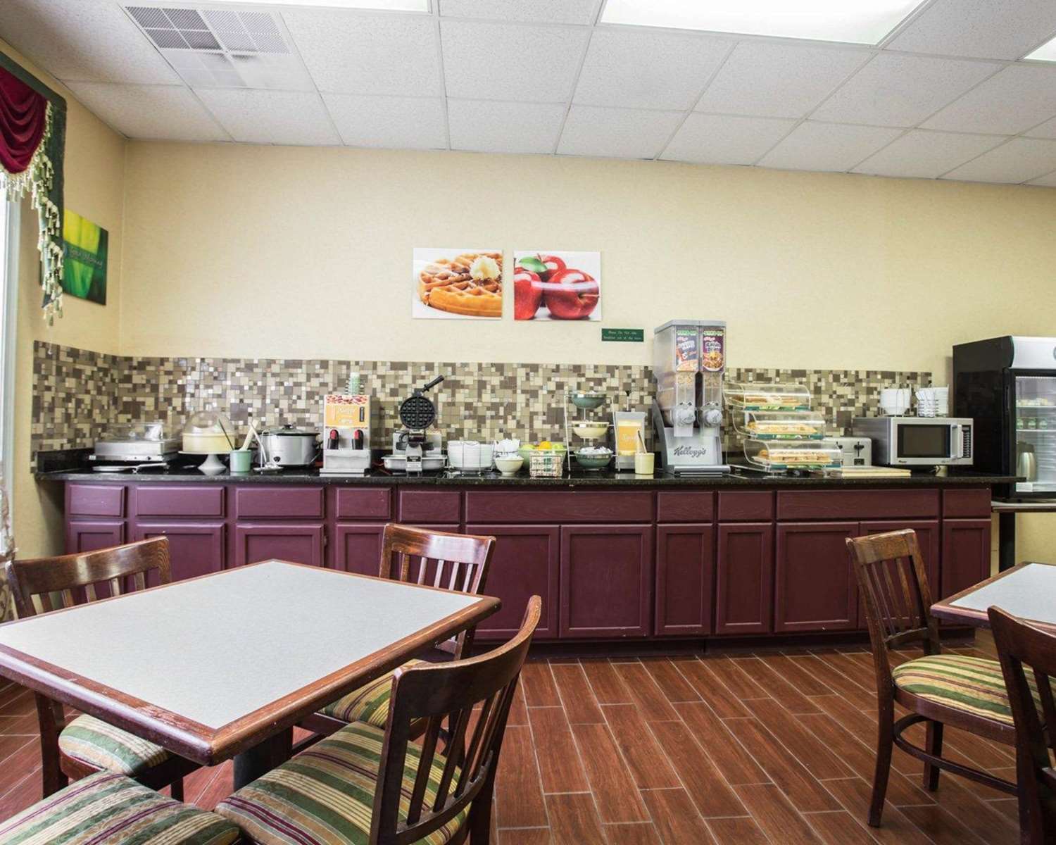 Rodeway Inn Harbison Area 22/29