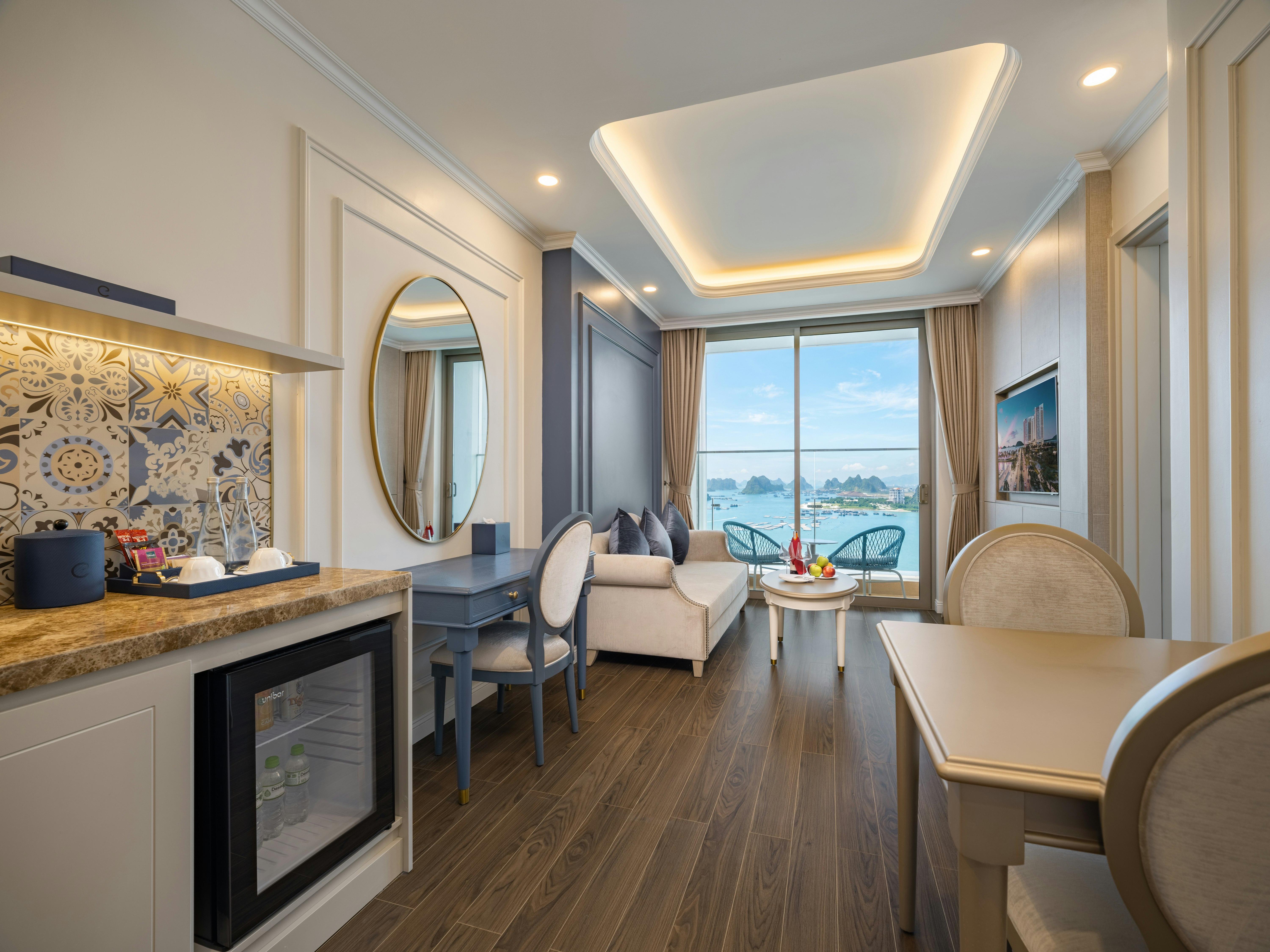 Centara Hotel & Residences Van Don 47/68