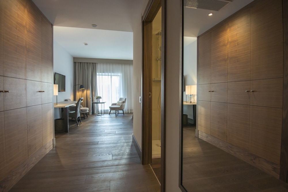 Parador de Lleida 25/50