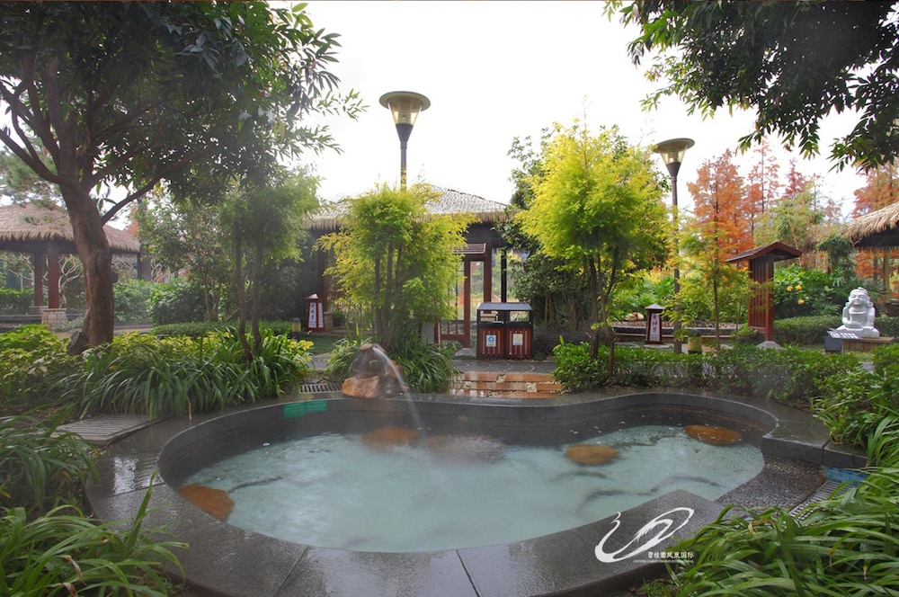 Country Garden Holiday Hot Spring Hotel 43/50