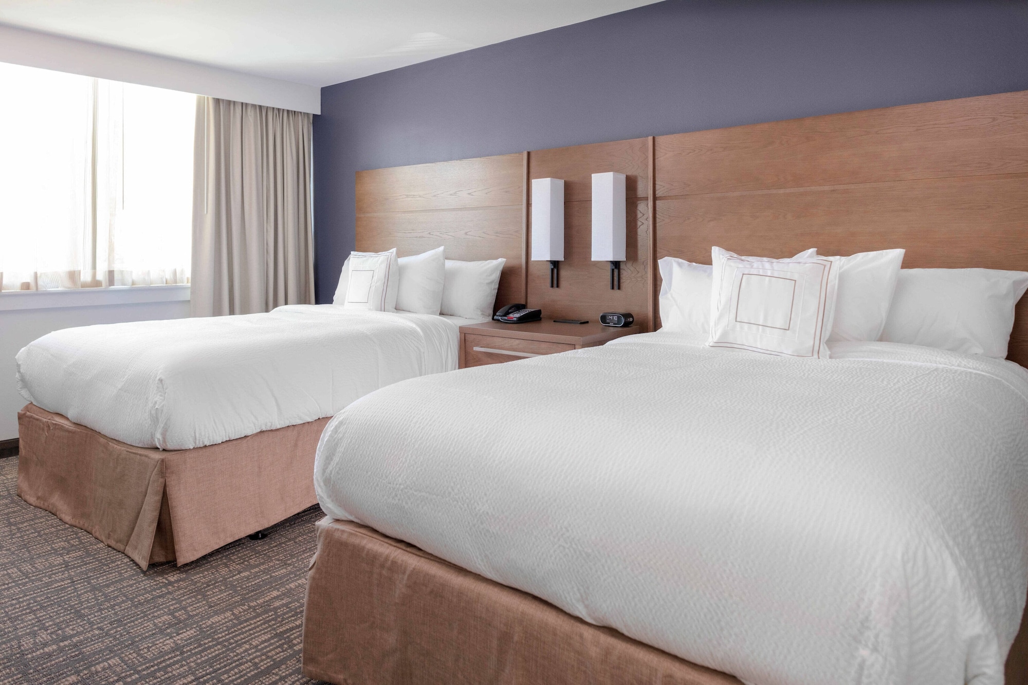 1 BEDROOM, SUITE